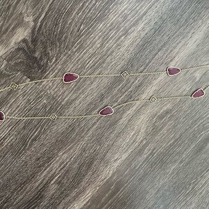 Kendra Scott Maroon necklace